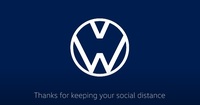 こちらはフォルクスワーゲンのコンテンツより。ブランドロゴのVとWが上下に離れてしまった。