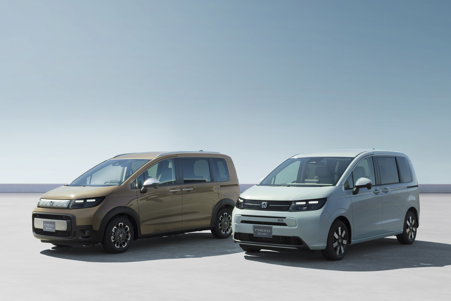 ホンダがコンパクトミニバン「フリード」の新型を発売 8年ぶりのフル