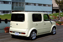 Movie 新型キューブのウリ 収納色々 ニュース Webcg