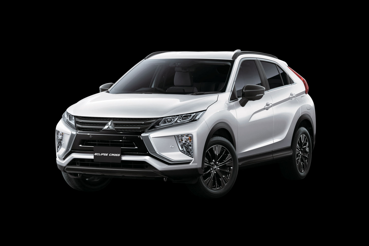 三菱エクリプス クロス」のディーゼルエンジン搭載モデル発売