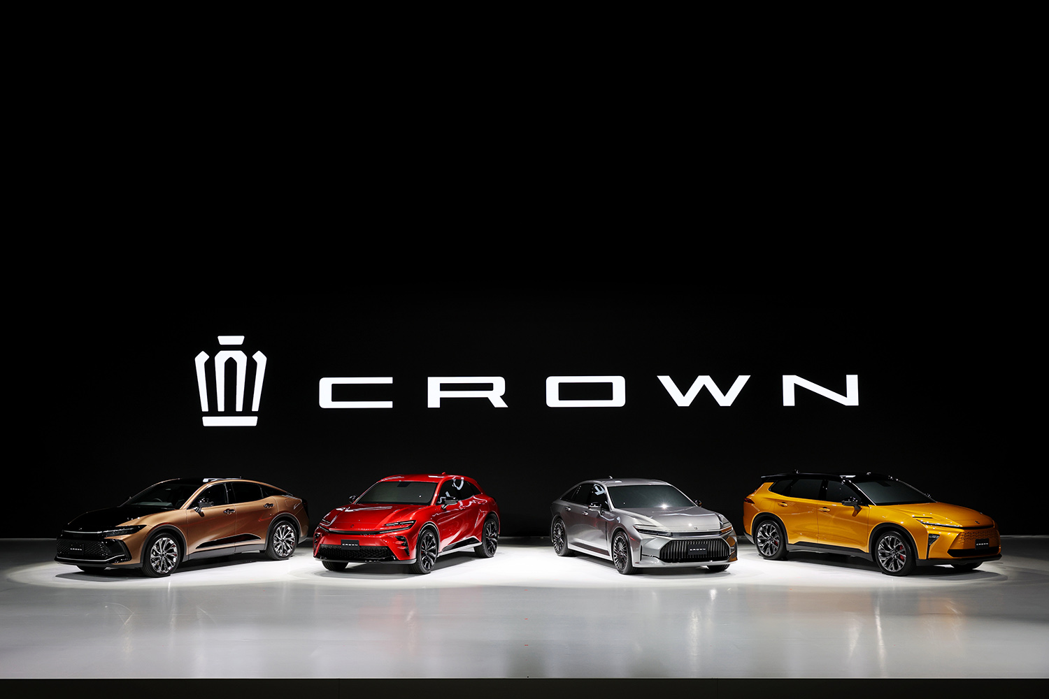 非売品　クラウン　クラウンシリーズ4車種　４台セット クラウンシリーズ】4車種のサイズや価格、機能まで徹底比較👀🔍