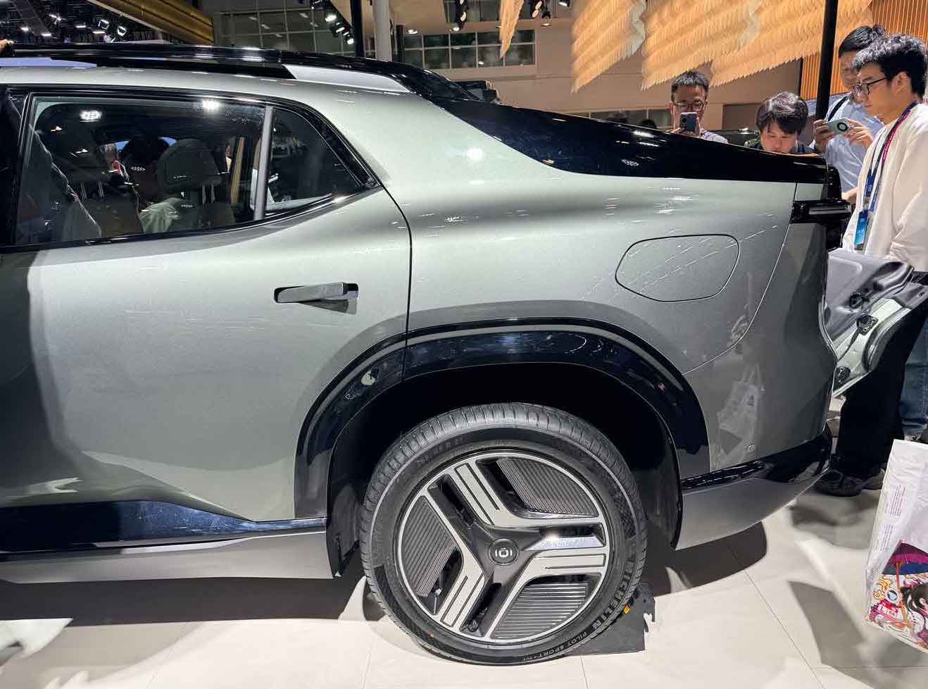 長安・Changan Qiyuan E07