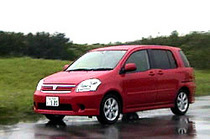 Movie】トヨタ新型「ラウム」試乗会から（その3） 【ニュース】 - webCG