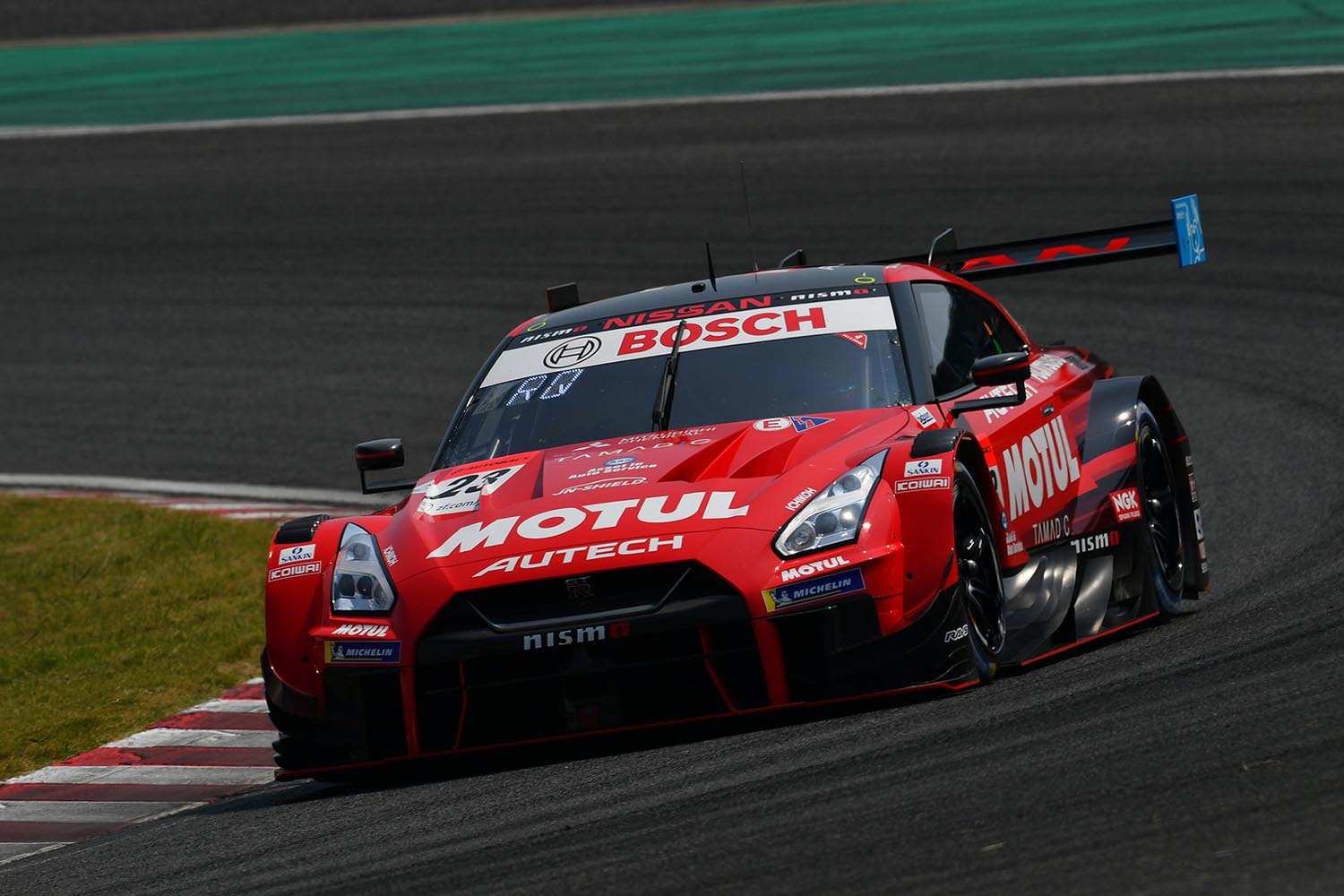 SUPER GT第3戦鈴鹿でNo.23 MOTUL AUTECH GT-Rが今季初勝利 【ニュース