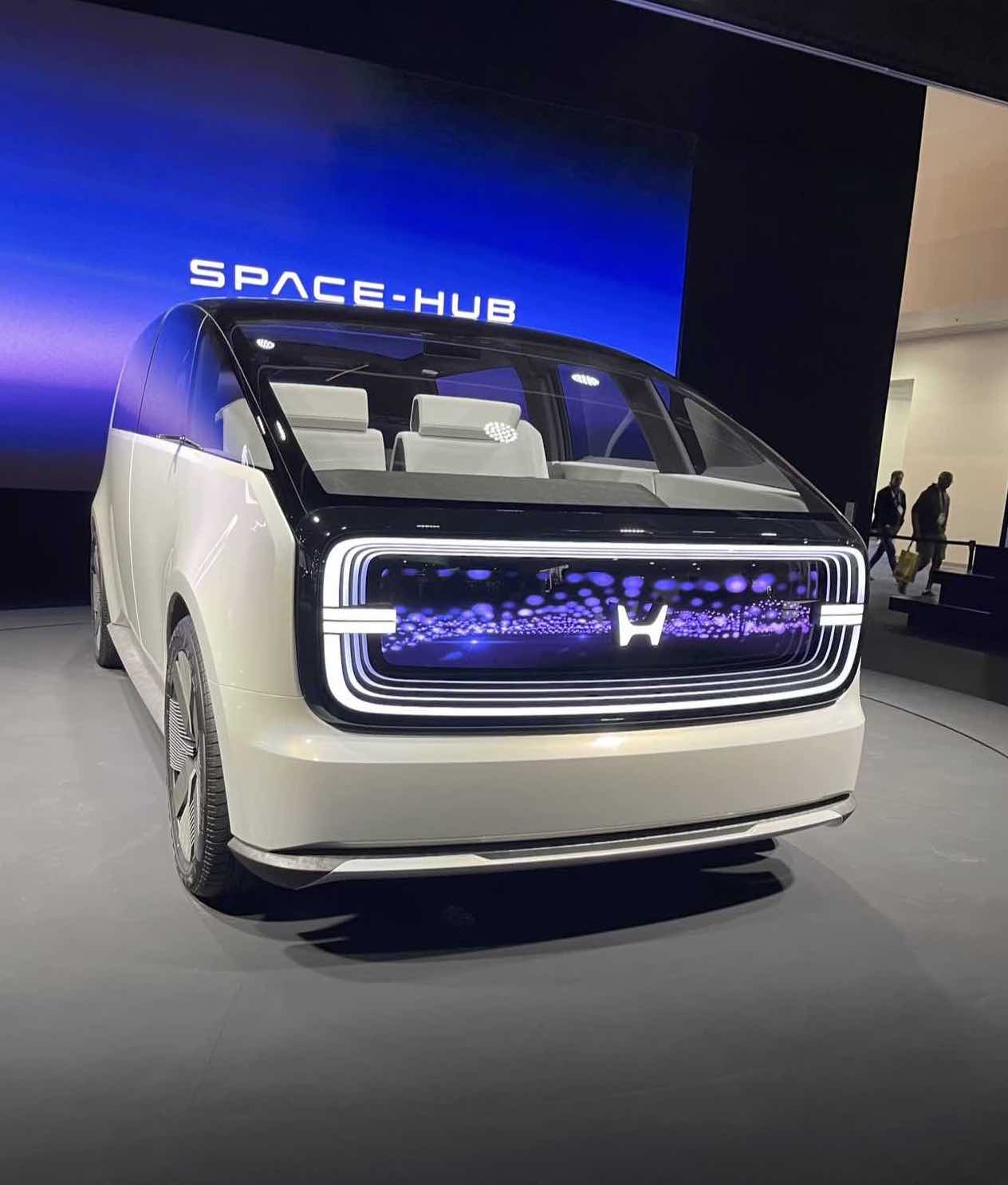 SPACE-HUB