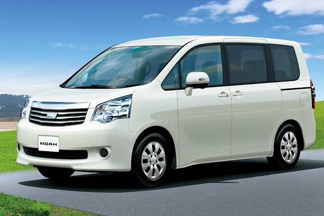 ノア　① ノア（17年07月～18年12月）の燃費｜中古車なら【カーセンサーnet】