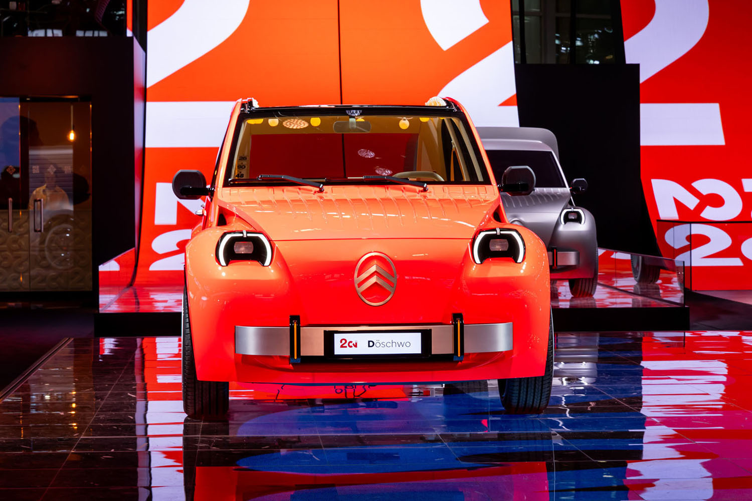 2028年までに復活！ 名車「シトロエン2CV」の現代版はその名に値する一台か？