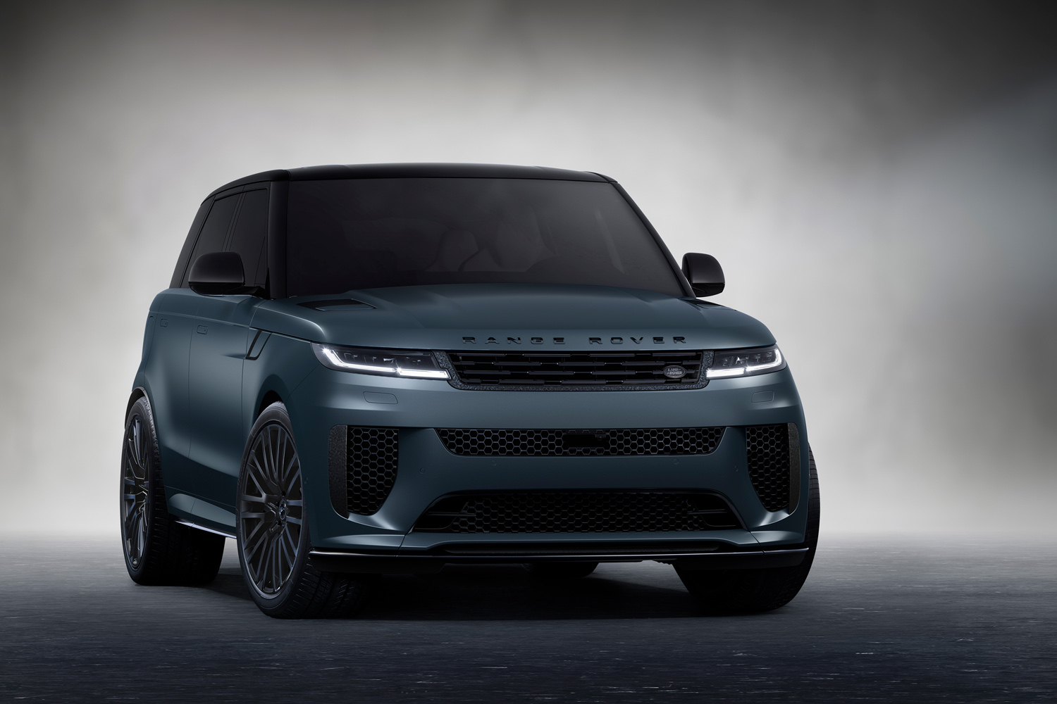 ランドローバー　レンジローバースポーツ　L320　テールライト　美品　希少！ 並行輸入品】ランドローバー レンジローバー スポーツ 2013-2022 LED