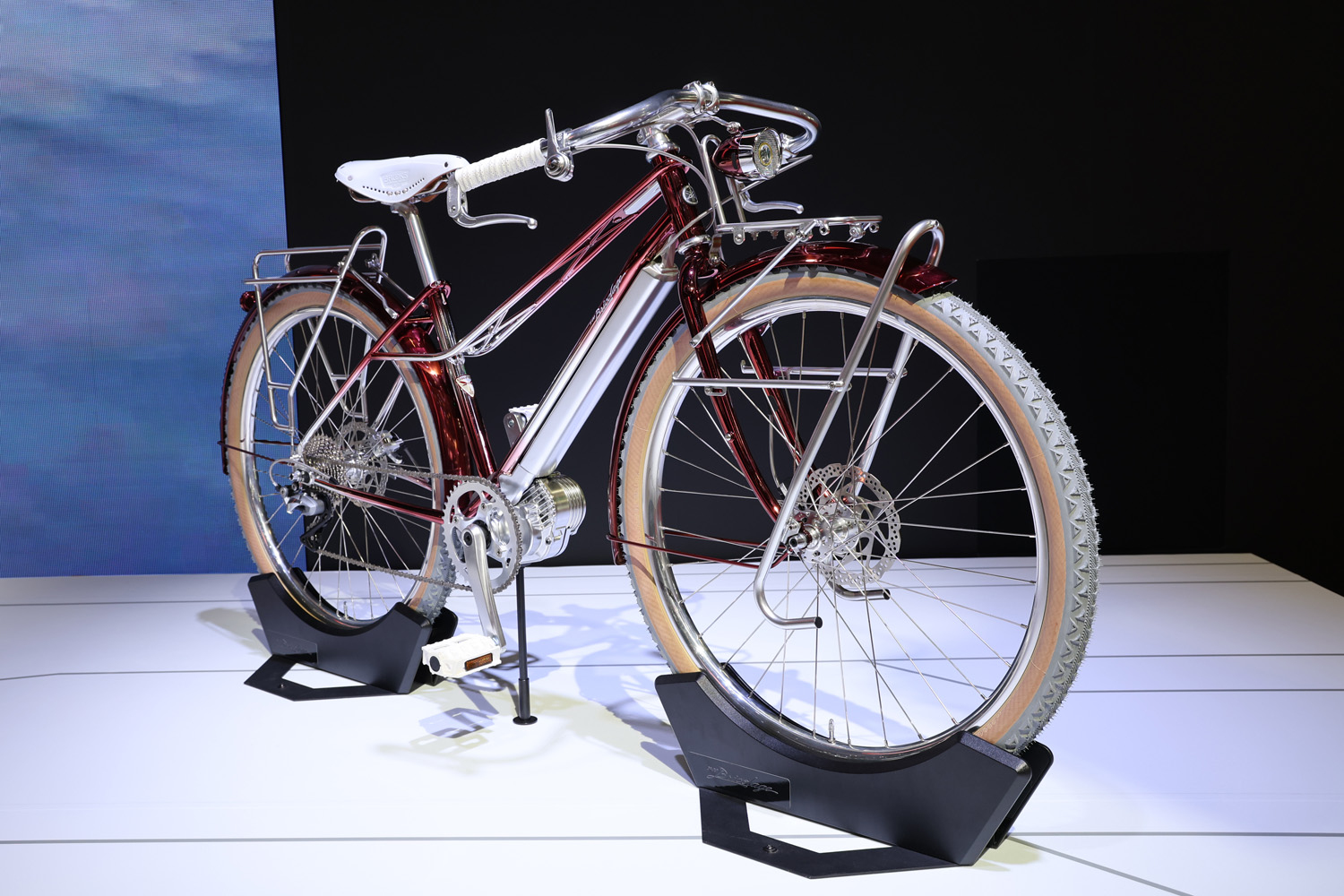 これがおすすめ！ ヤマハY-00B：Bricolage：ヤマハ発動機の原点をオマージュ【ジャパンモビリティショー2025】