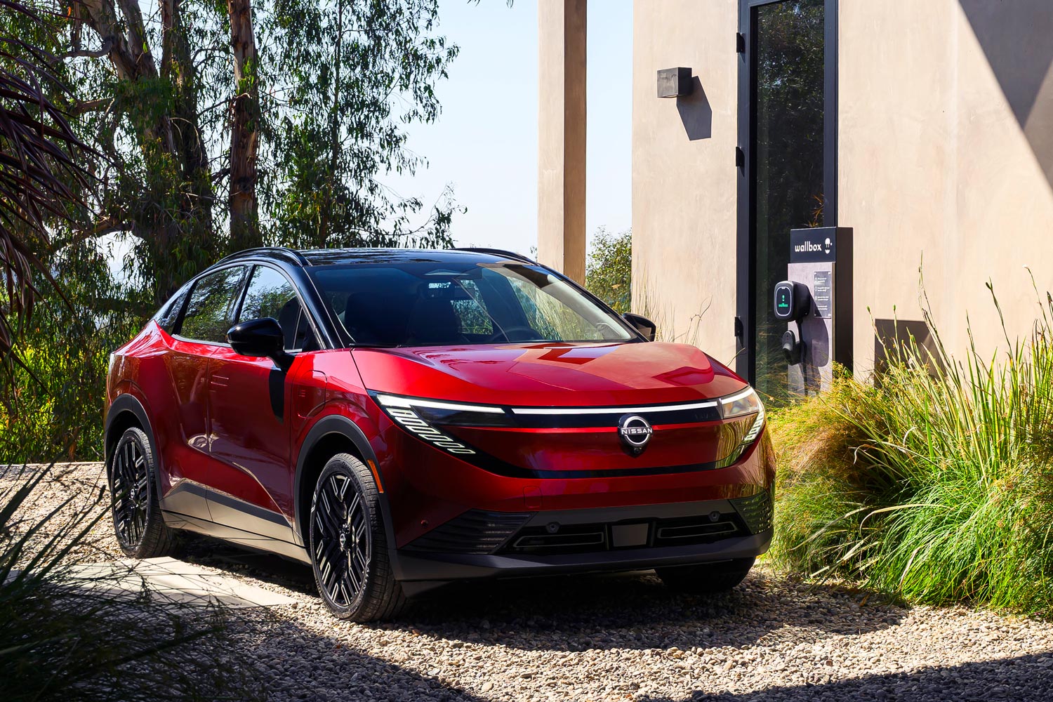 オール日産”で世界に挑戦！ 新型「日産リーフ」の成否を握るファクター