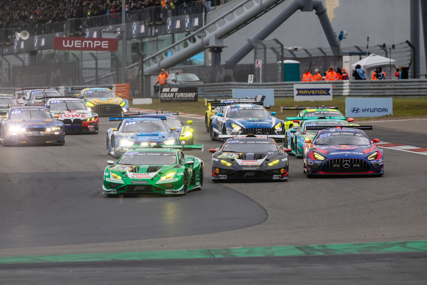 第871回：今年もグリーンヘルは熱かった！ ニュルブルクリンク24時間レース観戦記