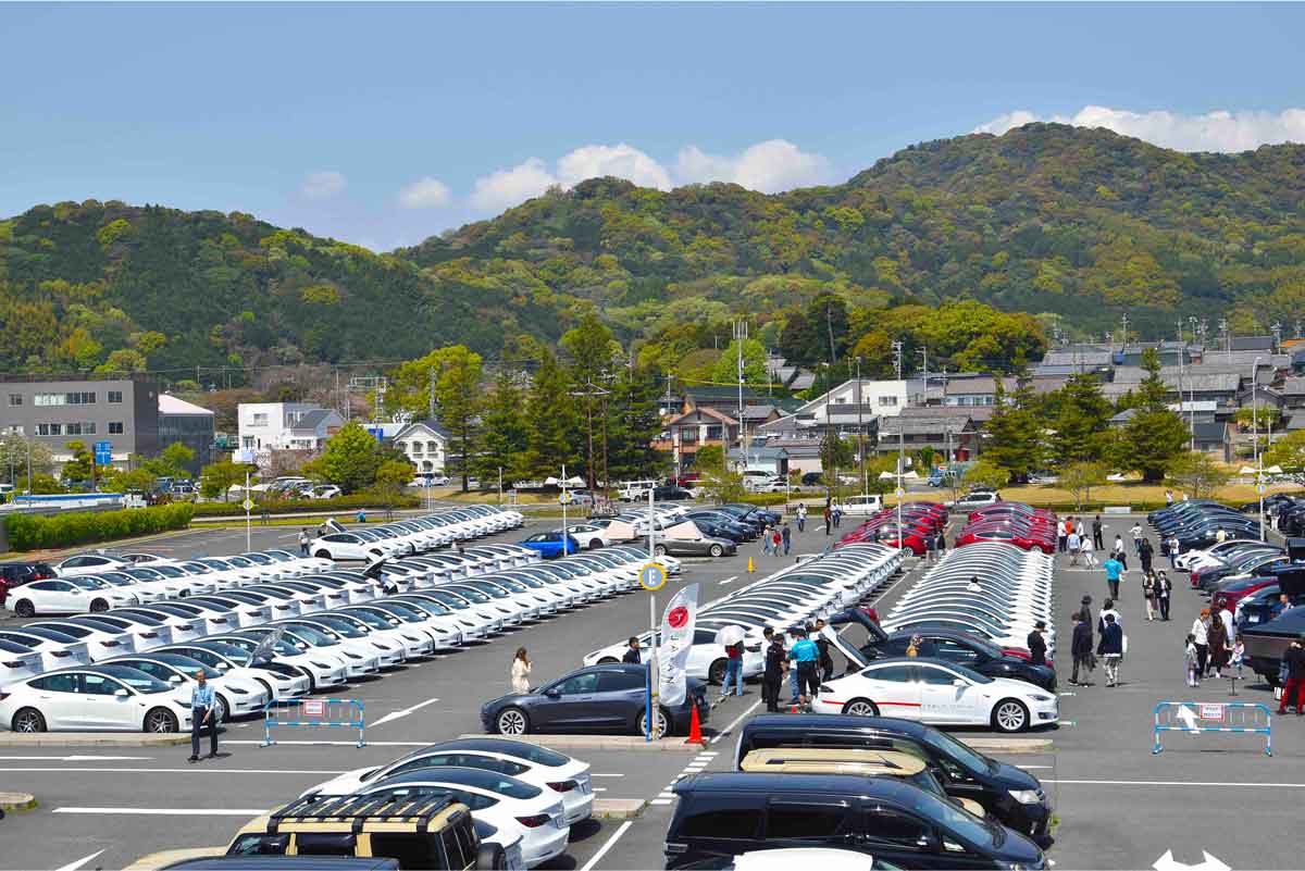 会場となったラグーナテンボスのフェスティバルマーケット駐車場