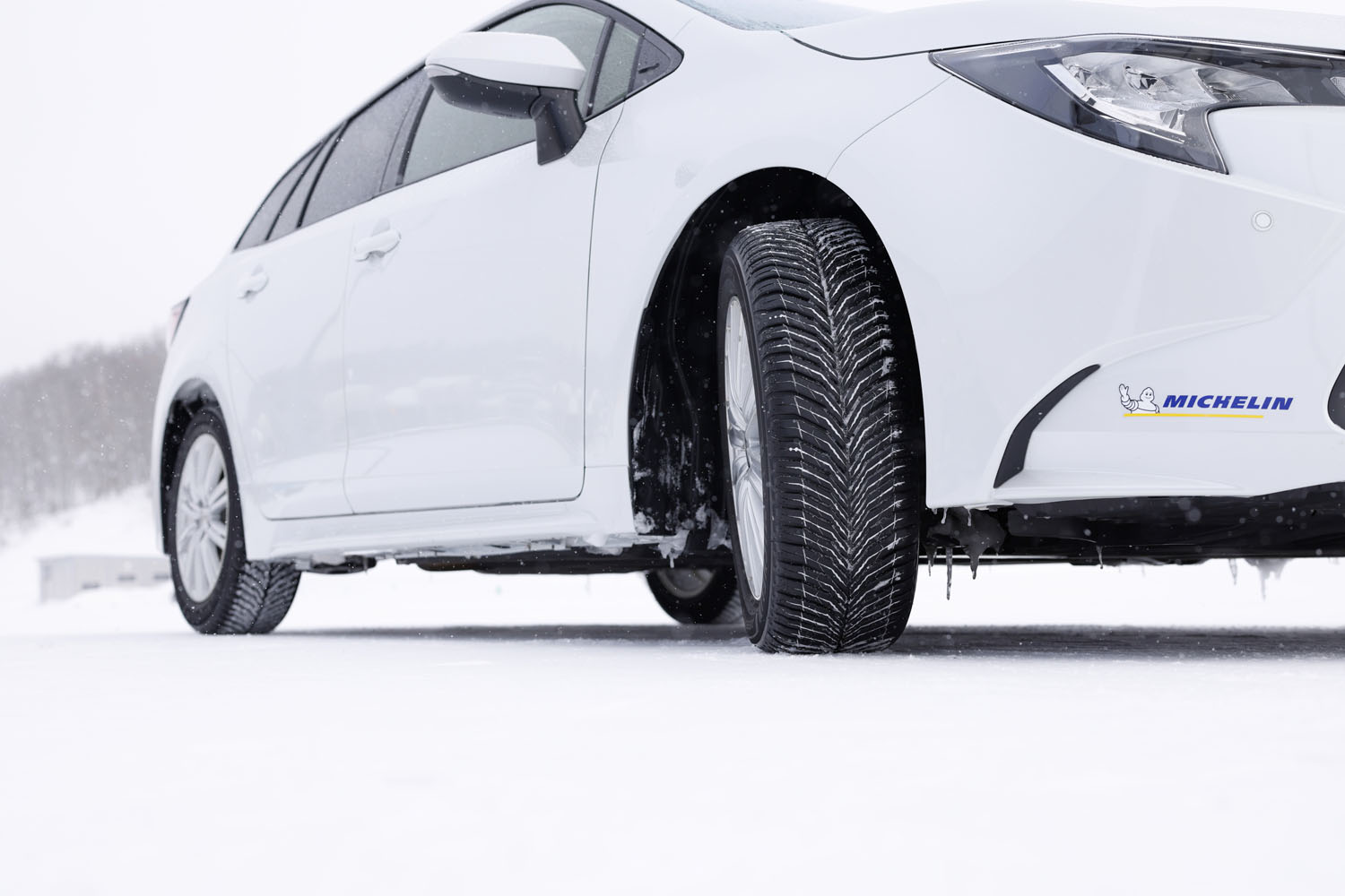 第861回：冬道性能やいかに　ミシュランのオールシーズンタイヤ「クロスクライメート3」を北の大地で試す