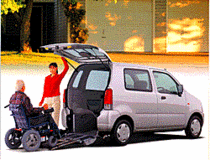 シルバー 軽自動車 車椅子をそのまま乗れます。 クルマ椅子のまま乗れる「ワゴンR」発売 【ニュース】 - webCG