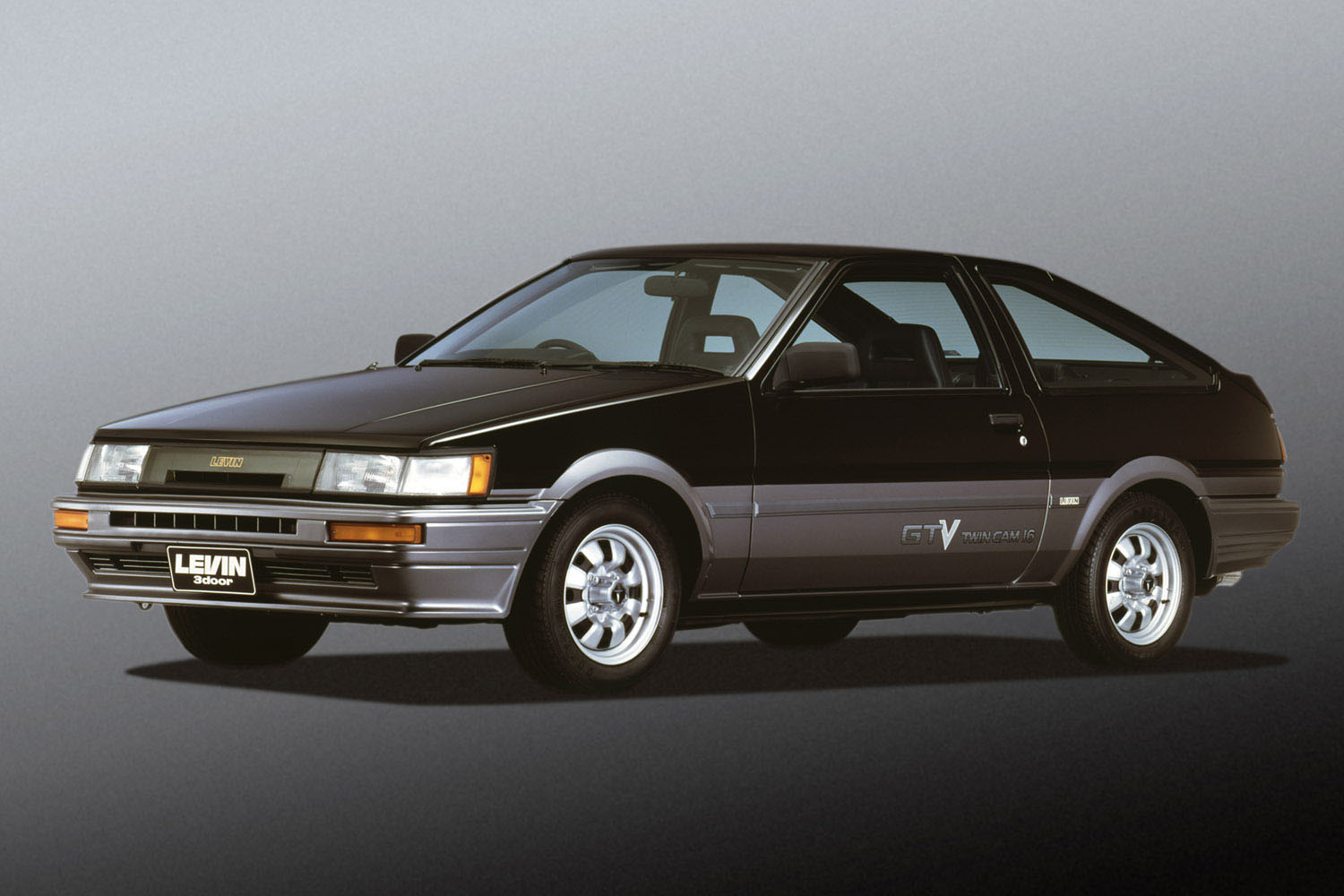 デビュー40周年で伝説に!? トヨタの“ハチロク”はどんなクルマだった