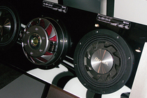 サブウーファーとアンプがダイエット 07 Cesリポート第3回 ニュース Webcg