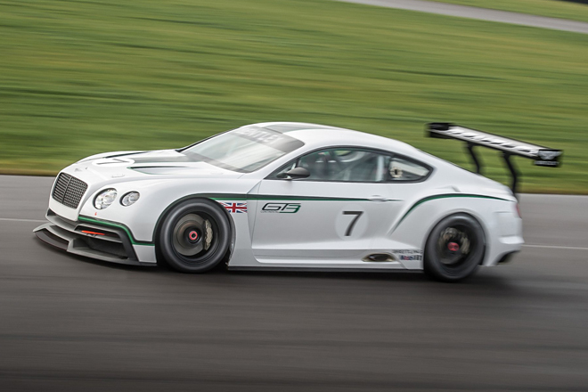ベントレーがGT3レーサーを披露【Movie】 【ニュース】 - webCG