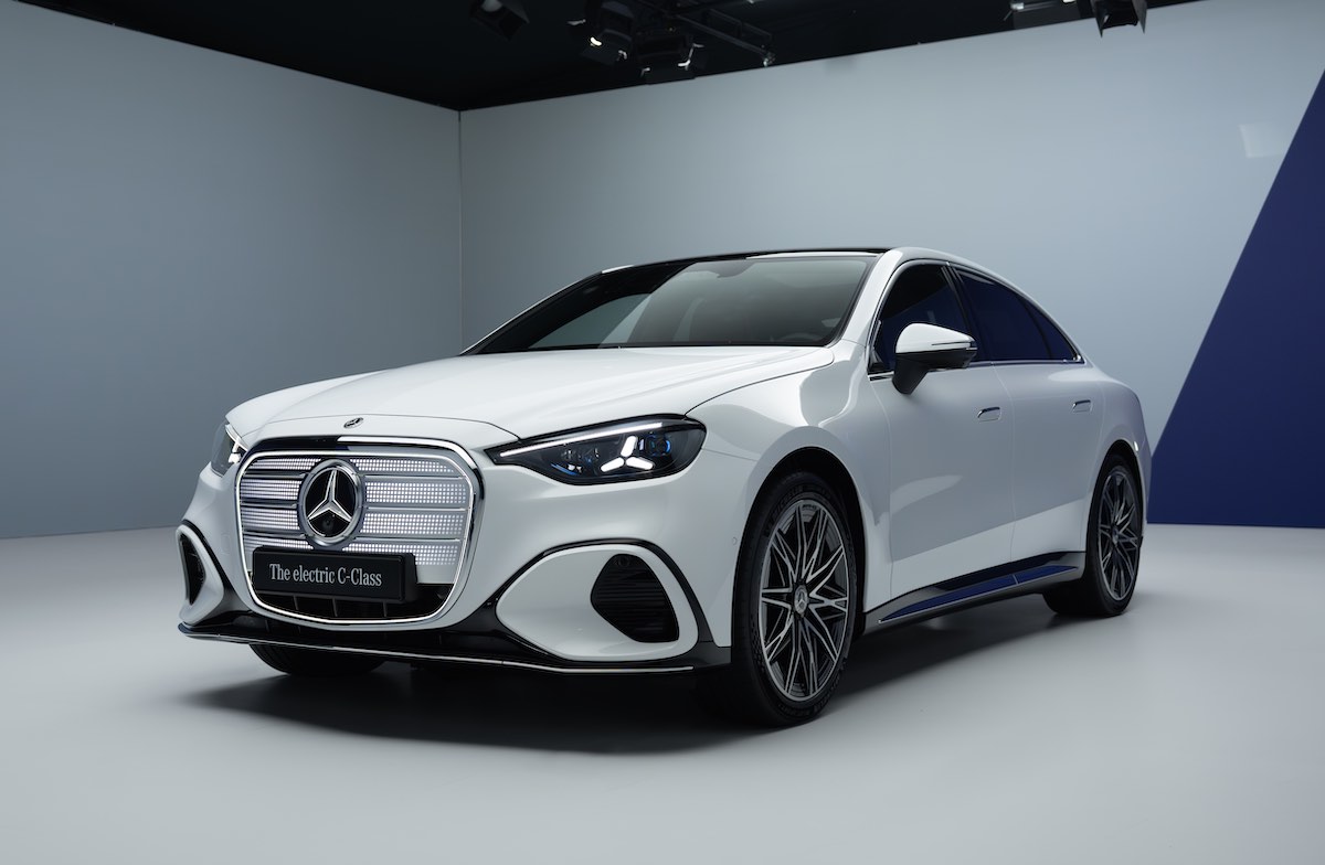 メルセデス・ベンツが電気自動車版の新型「Cクラス」を発表　航続距離は最大762kmを実現