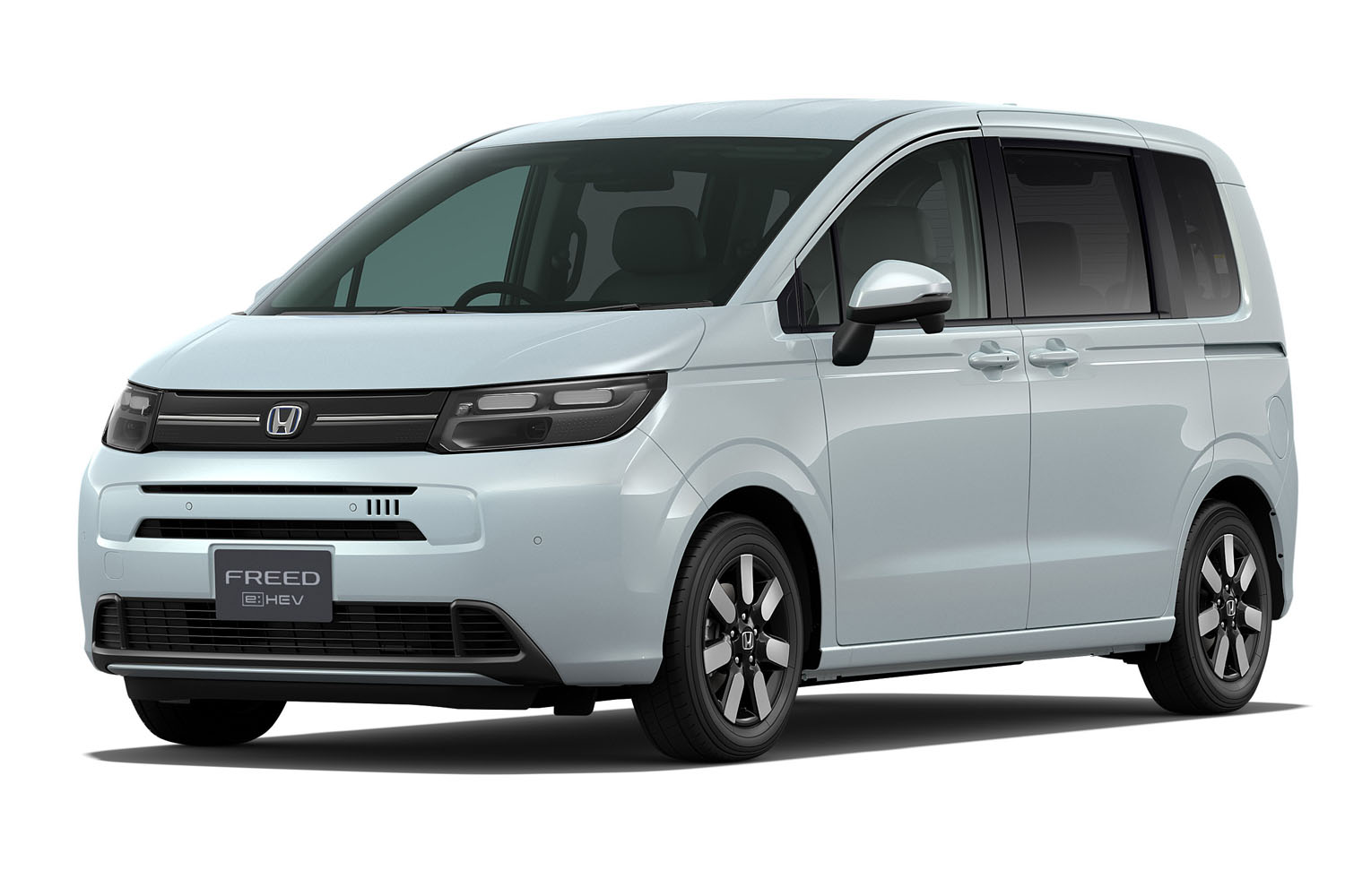 ホンダが「フリードe：HEV」を仕様変更とともに価格改定 一律16万5000