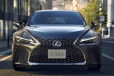 デビューから12年でさらなる改良モデルが登場！ 3代目「レ…