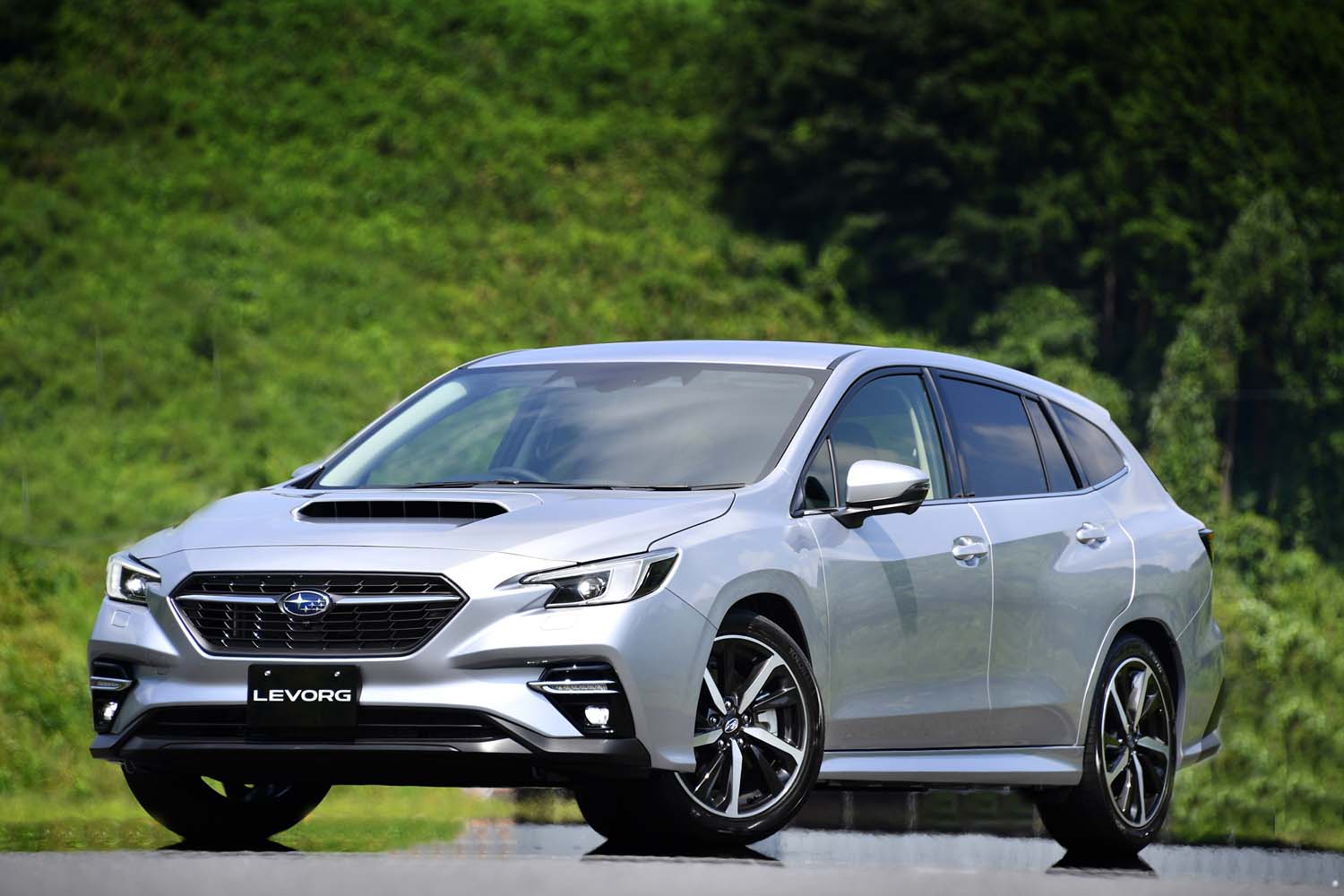 スバルが新型「レヴォーグ」の概要を公開 2020年10月15日に正式発表