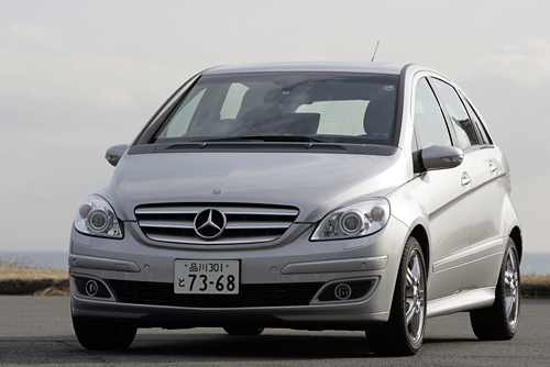 ベンツボディ OTTO オットー B66040639 1/18 メルセデス ベンツ 300 CE AMG