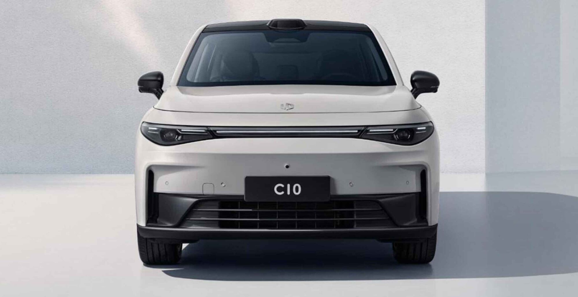 C10エントリーモデルの価格は約280万円