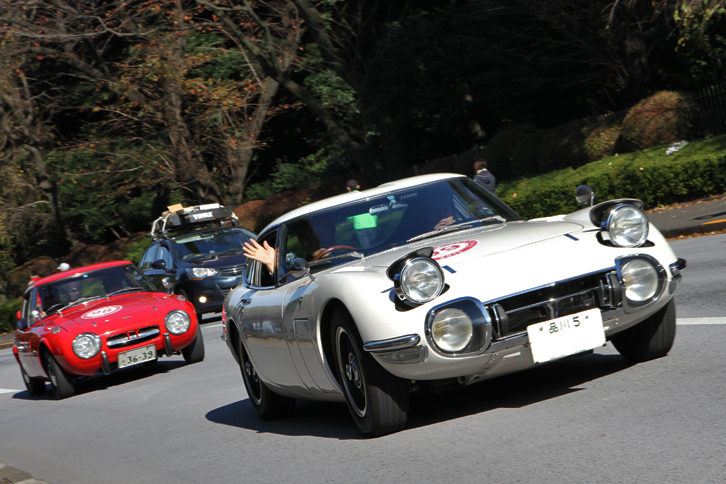 2015 クラシックカー・フェスティバル in 神宮外苑」の会場から