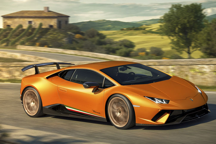 ランボルギーニ・ウラカン ペルフォルマンテ 内装・外装など12枚