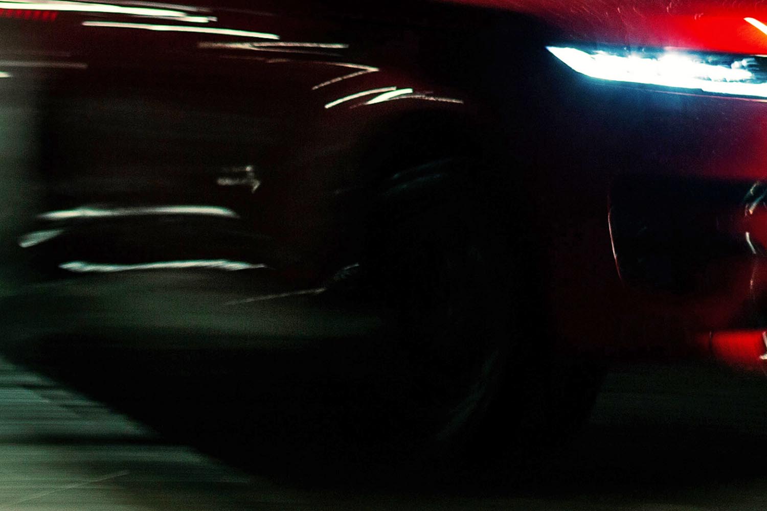 ランドローバー・レンジローバー スポーツ」が9年ぶりにフルモデル