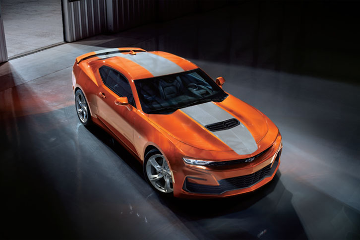 シボレーのオートマチックトランスミッション カマロ ビビッドオレンジ」の「シボレー・カマロ」が20台限定で発売